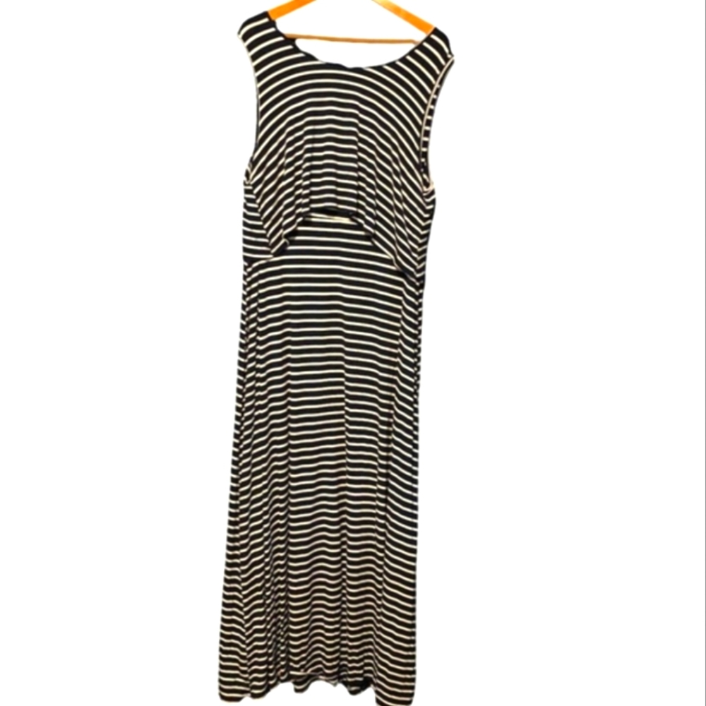 Like New Latched Mama Navy/White Striped Nursing Dress